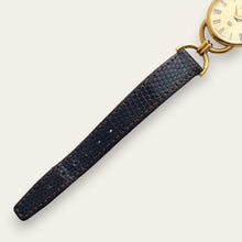 Load image into Gallery viewer, 1990s Vintage Gucci 6000L Quartz Watch - Gold Dial