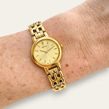 Load image into Gallery viewer, Vintage Seiko Gold-Plated Ladies' Watch, Woven Chain Bracelet — 1N00, Quartz