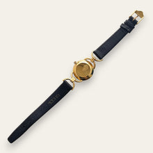 Load image into Gallery viewer, 1990s Vintage Gucci 6000L Quartz Watch - Gold Dial