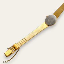 Load image into Gallery viewer, Vintage Ladies' Gold-Plated Seiko Quartz Watch - Oval Dial