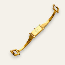 Load image into Gallery viewer, Vintage Gucci 1500L Bangle Watch - Gold Dial, Quartz