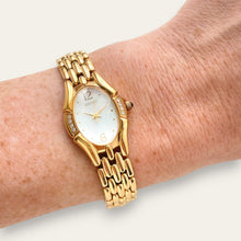 Load image into Gallery viewer, Vintage Seiko Ladies' Gold-Plated Quartz Watch, Mother of Pearl Dial