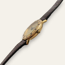 Load image into Gallery viewer, Vintage Gucci 3000L Swiss Quartz Watch, Gold-Tone, Roman Numeral Bezel