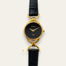 Load image into Gallery viewer, 1990s Vintage Gucci 6000L Quartz Watch - Black Dial