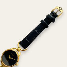 Load image into Gallery viewer, 1990s Vintage Gucci 6000L Quartz Watch - Black Dial