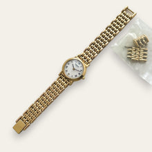 Load image into Gallery viewer, Vintage Raymond Weil Geneve 18k Gold Plated Ladies Quartz Watch 9944