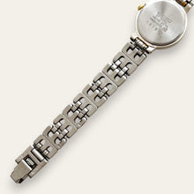 Load image into Gallery viewer, Vintage Seiko Two Tone Bracelet Watch Navy Blue Dial 1990s Quartz