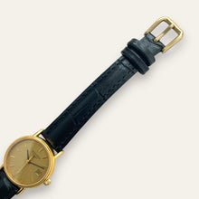 Load image into Gallery viewer, Vintage Longines La Grande Classique L4.136.2 Ladies Quartz Watch