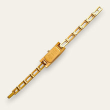Load image into Gallery viewer, Vintage Gucci 3900L Ladies Quartz Watch Gold Guilloche Dial Box and Papers