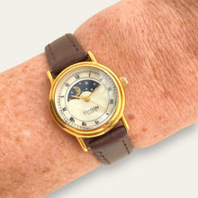 Load image into Gallery viewer, Vintage Citron Sun & Moon Ladies' Gold-Tone Watch | Mother of Pearl, Quartz
