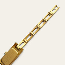 Load image into Gallery viewer, Vintage Gucci 3900L Ladies Quartz Watch Gold Guilloche Dial