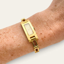 Load image into Gallery viewer, Vintage Gucci 3900L Ladies Quartz Watch Gold Guilloche Dial