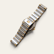 Load image into Gallery viewer, Vintage Omega Constellation Mini Quartz Mother of Pearl Ladies Watch