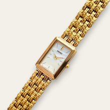 Load image into Gallery viewer, Vintage Seiko Ladies Watch Mother of Pearl Quartz Gold Tone Bracelet