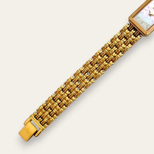Load image into Gallery viewer, Vintage Seiko Ladies Watch Mother of Pearl Quartz Gold Tone Bracelet