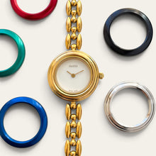 Load image into Gallery viewer, Vintage 1990s Gucci 11/12.2 Change Bezel Quartz Watch with 6 Bezels