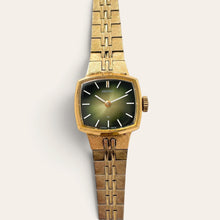 Load image into Gallery viewer, Vintage Seiko Ladies Mechanical Watch, Green Sunburst Dial, 1970s