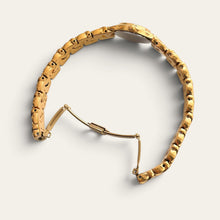 Load image into Gallery viewer, Vintage Seiko Gold-Plated Ladies Quartz Watch Champagne Dial Bracelet