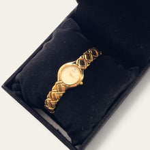 Load image into Gallery viewer, Vintage Seiko Gold-Plated Ladies Quartz Watch Champagne Dial Bracelet