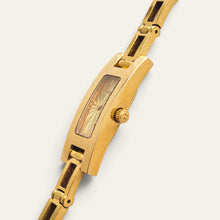 Load image into Gallery viewer, Vintage Gucci 3900L Ladies Quartz Watch Gold Guilloche Dial