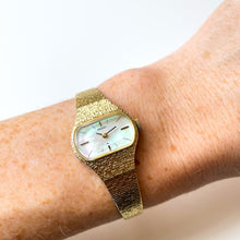 Load image into Gallery viewer, 1975 Gold-Tone Seiko Mechanical Watch with Mother of Pearl Dial