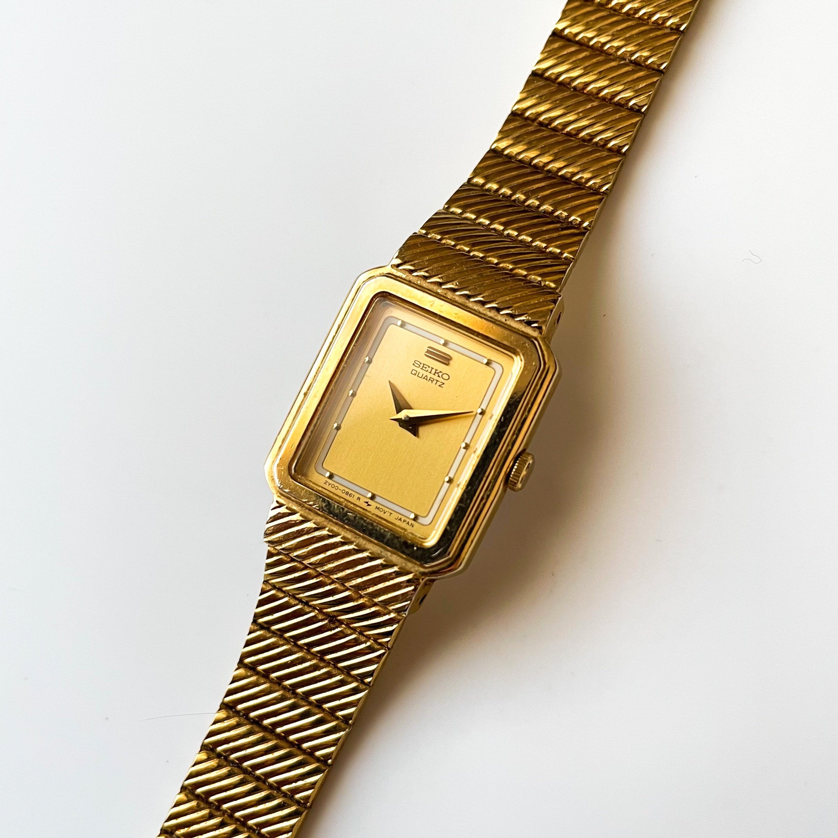 SEIKO VINTAGE クォーツ 金 ゴールド スモセコ 腕時計 レディース 稼働品レア】SEIKO レディース腕時計 クォーツ ゴールドカラー