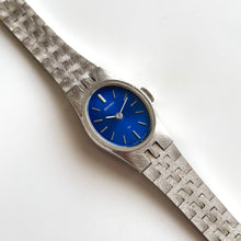 Load image into Gallery viewer, 1974 Silver-Tone Seiko Mechanical Watch with Blue Dial