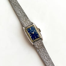 Load image into Gallery viewer, 1972 Silver-Tone Seiko Mechanical Watch with Blue Dial and Mesh Bracelet