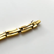 Load image into Gallery viewer, Antique 18ct Solid Gold Ladies Mechanical Watch with Diamond-Set Bezel