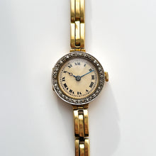 Load image into Gallery viewer, Antique 18ct Solid Gold Ladies Mechanical Watch with Diamond-Set Bezel