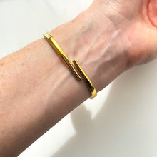 Load image into Gallery viewer, Vintage Andr√© Mouche Quartz Watch with Enamel Floral Design, Concealead Dial and Gold-Plated Bangle Bracelet
