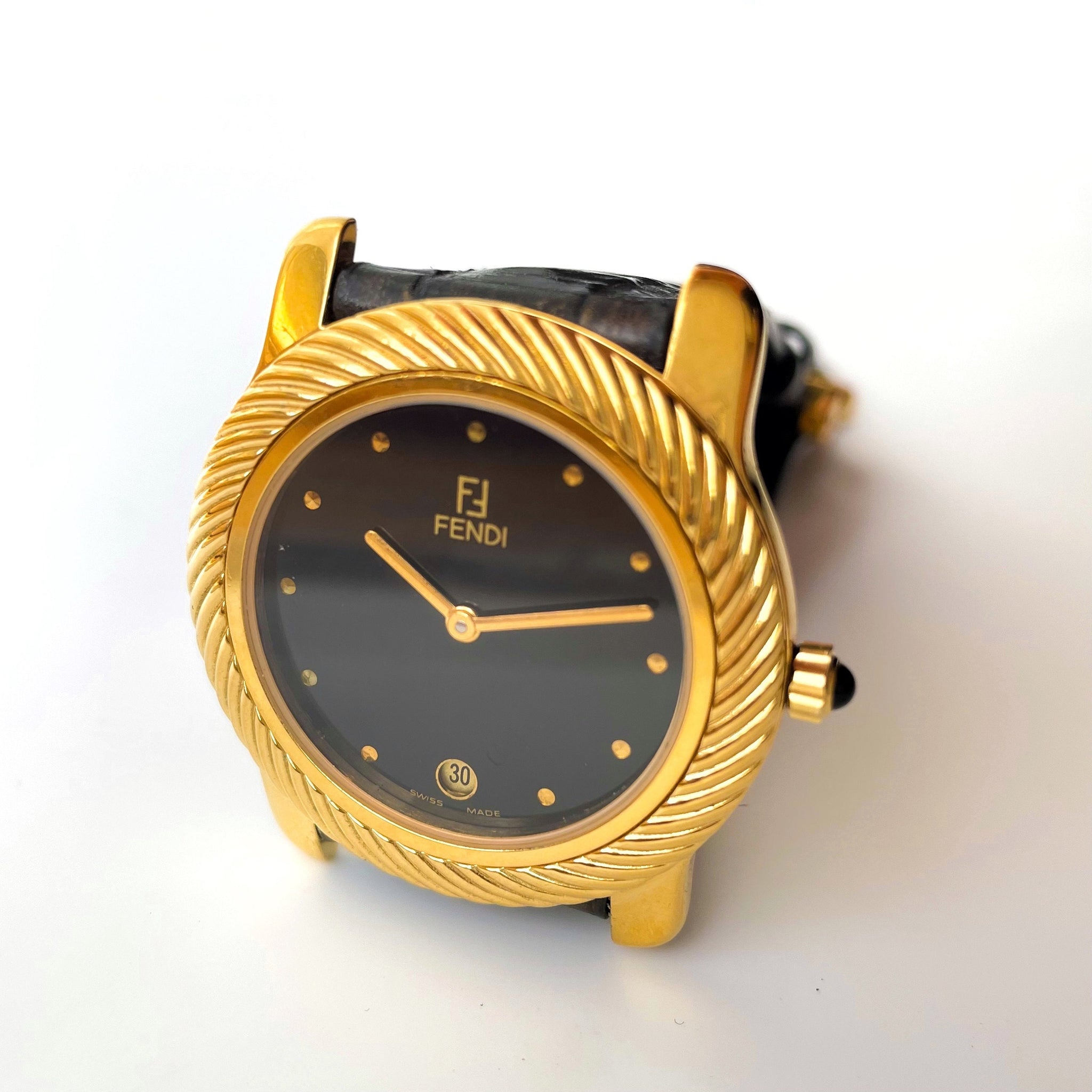Vintage 90s Unisex Gold-Plated Fendi Quartz Watch with Black Dial