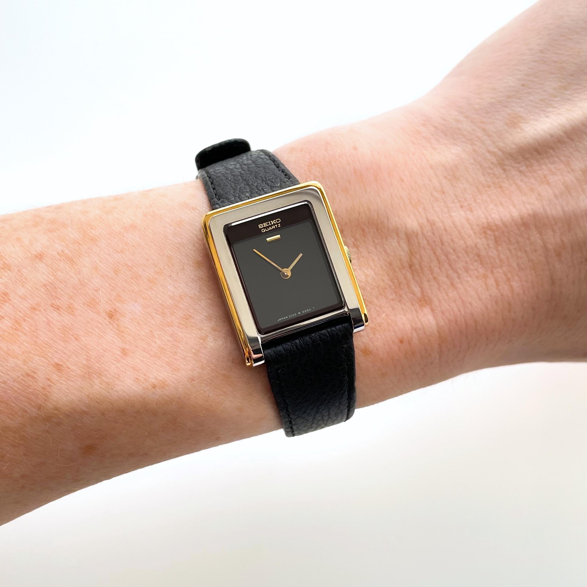 Vintage 1980 Seiko Tank Watch Gold Plated Black Dial Rectangular 1400-5270 ????? ???? ????? ??????? ?????  main image 3
