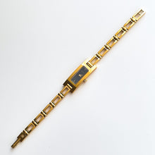 Load image into Gallery viewer, Vintage Ladies&#39; 90s Gucci 3900L Quartz Watch with Rectangular Black Dial
