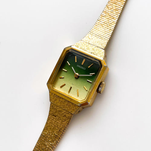 Vintage 1971 Gold-Plated Seiko Ladies' Mechanical Watch with Green Sunburst Dial and Integrated Bracelet