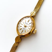 Load image into Gallery viewer, Vintage 1967 Gold-Plated Seiko &#39;Solar&#39; Ladies&#39; Mechanical Watch with Tiny Silver Dial and Thin Bracelet
