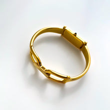 Load image into Gallery viewer, Vintage 1990s Ladies&#39; Gold-Plated Gucci 1500L Bangle Quartz Watch with Rectangular Mother of Pearl Dial - Boxed

