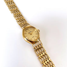 Load image into Gallery viewer, Vintage Heart Shaped Sekonda Quartz Watch with Bar Gate Link Bracelet
