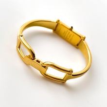 Load image into Gallery viewer, Vintage Ladies&#39; Gold-Plated Gucci 1500L Bangle Quartz Watch with Gold Rectangular Dial
