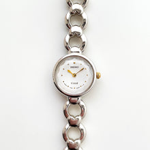 Load image into Gallery viewer, Rare 90s Silver-Tone Seiko Tissé Quartz Watch with Round Dial and Faceted Glass
