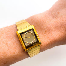Load image into Gallery viewer, 1980s Vintage Ladies&#39; Gold-Plated Seiko Quartz Watch - Rectangular Dial
