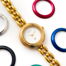 Load image into Gallery viewer, Gucci 11/12.2 – Boxed Quartz Watch with Interchangeable Bezels
