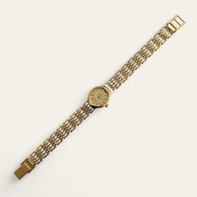 Load image into Gallery viewer, Vintage Ladies&#39; Gold-Plated Heart-Shaped Sekonda Quartz Watch
