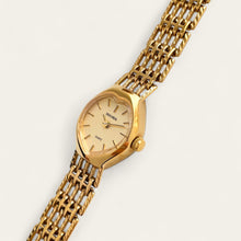 Load image into Gallery viewer, Vintage Ladies&#39; Gold-Plated Heart-Shaped Sekonda Quartz Watch
