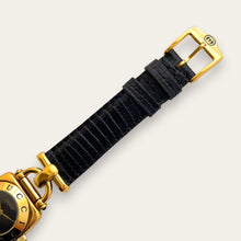 Load image into Gallery viewer, Vintage 1990s Gucci Horsebit 6300L Quartz Watch - Black Dial
