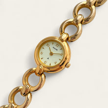 Load image into Gallery viewer, Vintage Ladies&#39; Gold-Plated Accurist Quartz Watch - Beige Round Dial
