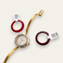 Load image into Gallery viewer, Rare 90s 11/12 Gucci Bangle Quartz Watch - Interchangeable Bezels
