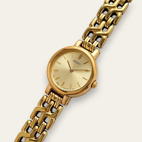 Vintage 90s Gold-Plated Ladies' Seiko Quartz Watch - Round Dial