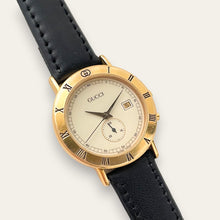 Load image into Gallery viewer, 90s Gold-Plated Gucci 3800Jr Quartz Watch - Beige Dial
