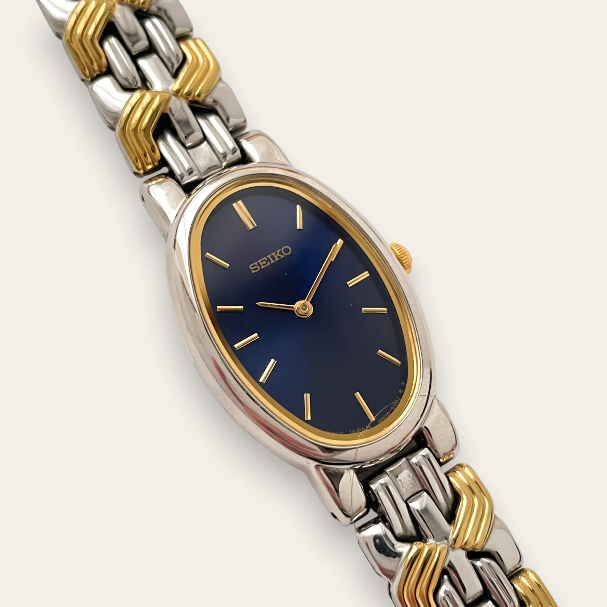 Vintage Womens Seiko Silver and Gold With A Rare DEEP BLUE Dial Seiko Hidden Crown 1719-3070 Vintage Watch in Gold  main image 3